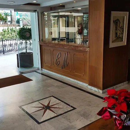 Appartamento In First Line Apto 6-6 Marbella