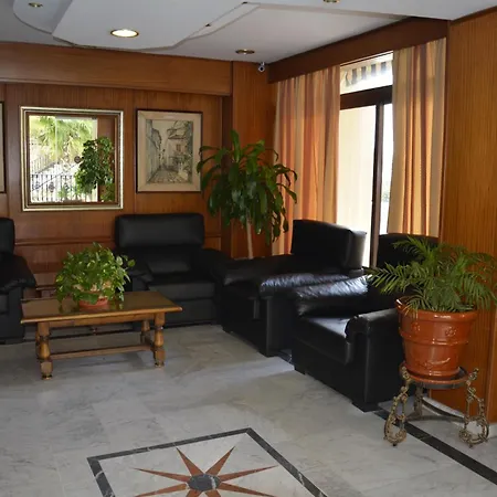 In First Line Apto 6-6 Apartment Marbella